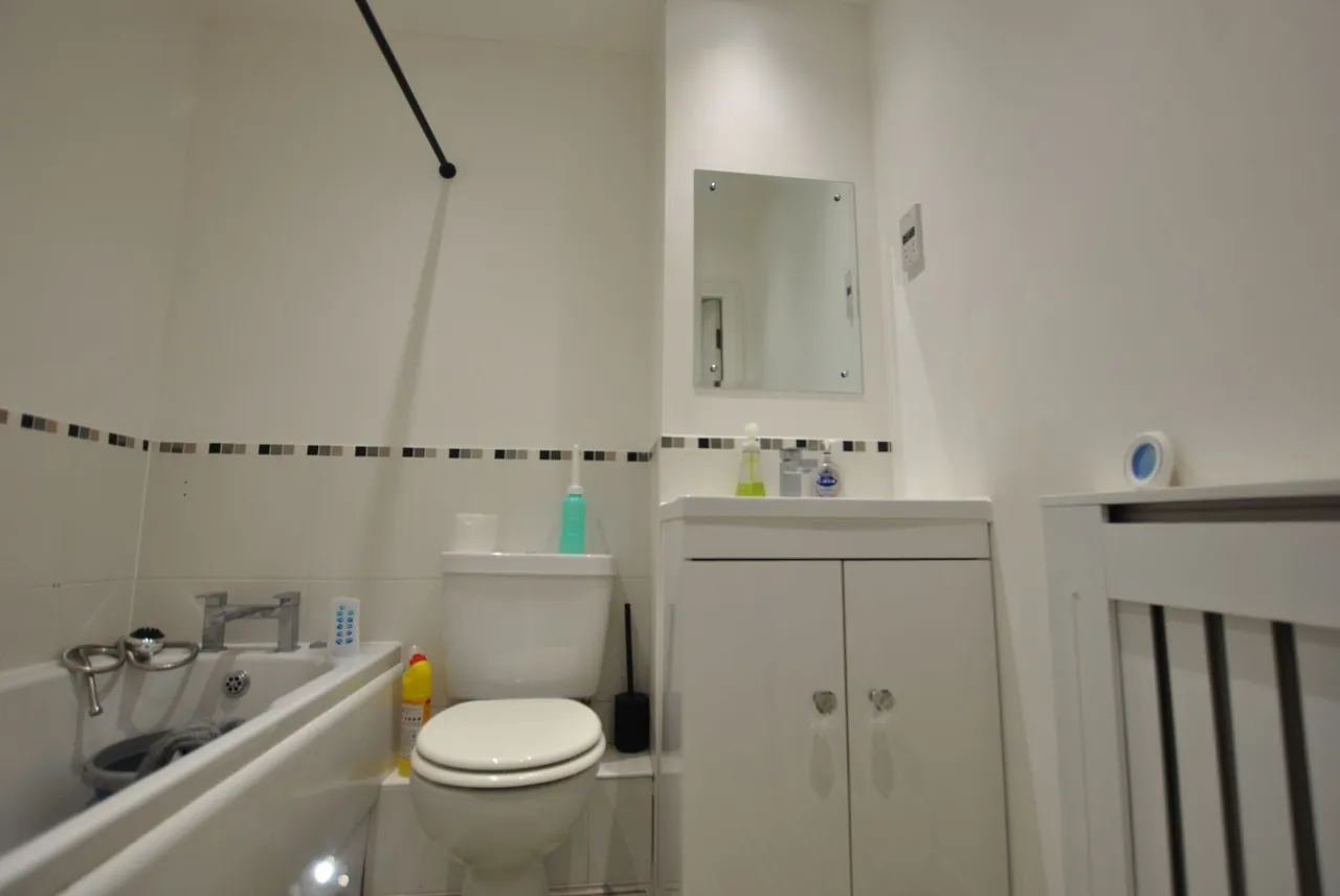 Black Eagle Drive, Northfleet, DA11, photo 6