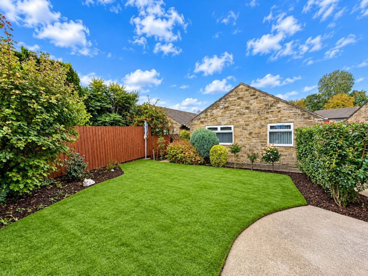 Sunnybank Close, Scholes, BD19, photo 4