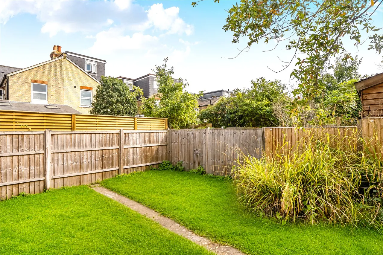 Douglas Road, Surbiton, KT6, photo 16