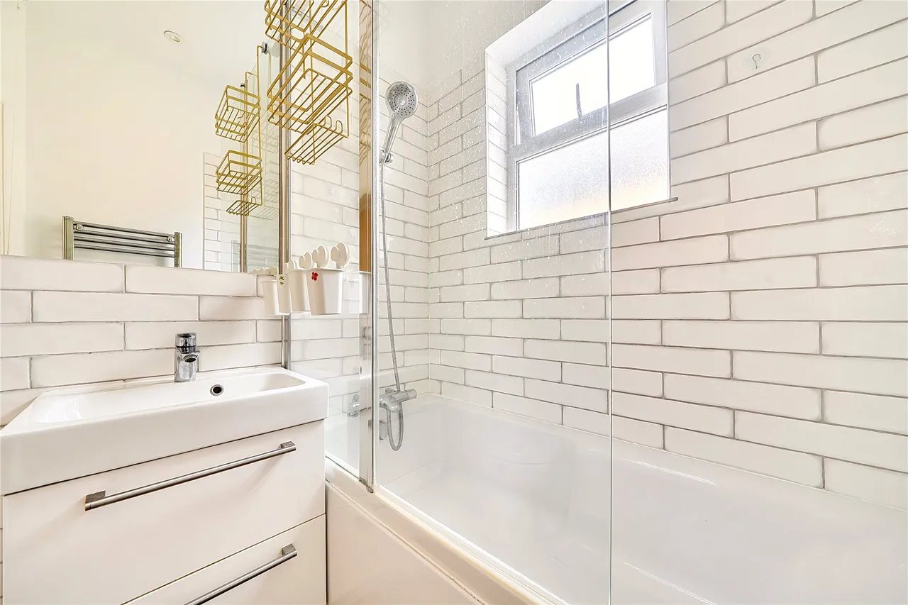 Douglas Road, Surbiton, KT6, photo 10