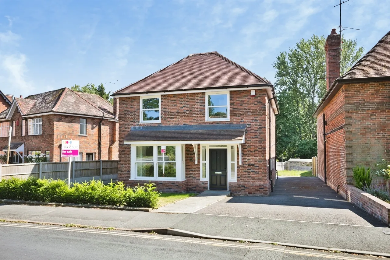 3 bed house for sale — The Park, Yeovil
