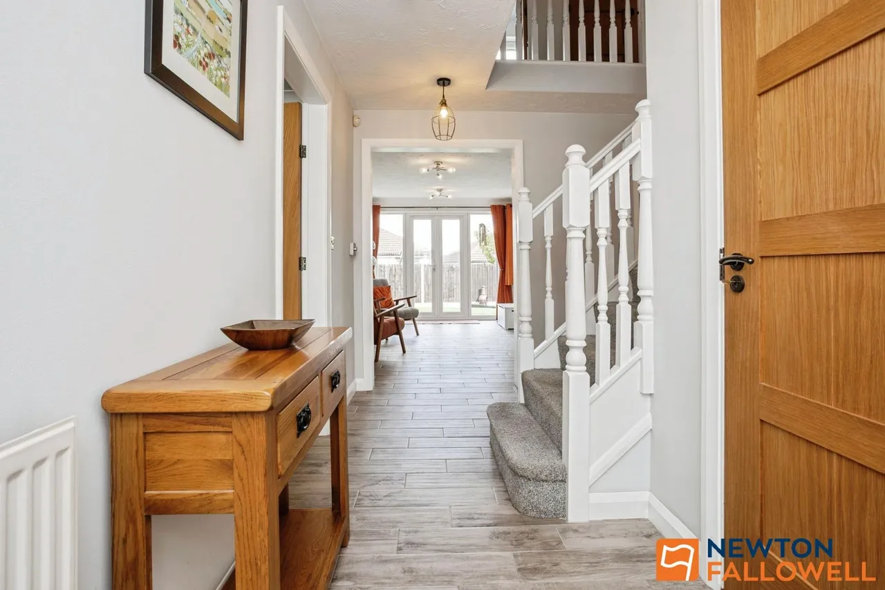 Dover Close, Grantham, NG31, photo 2