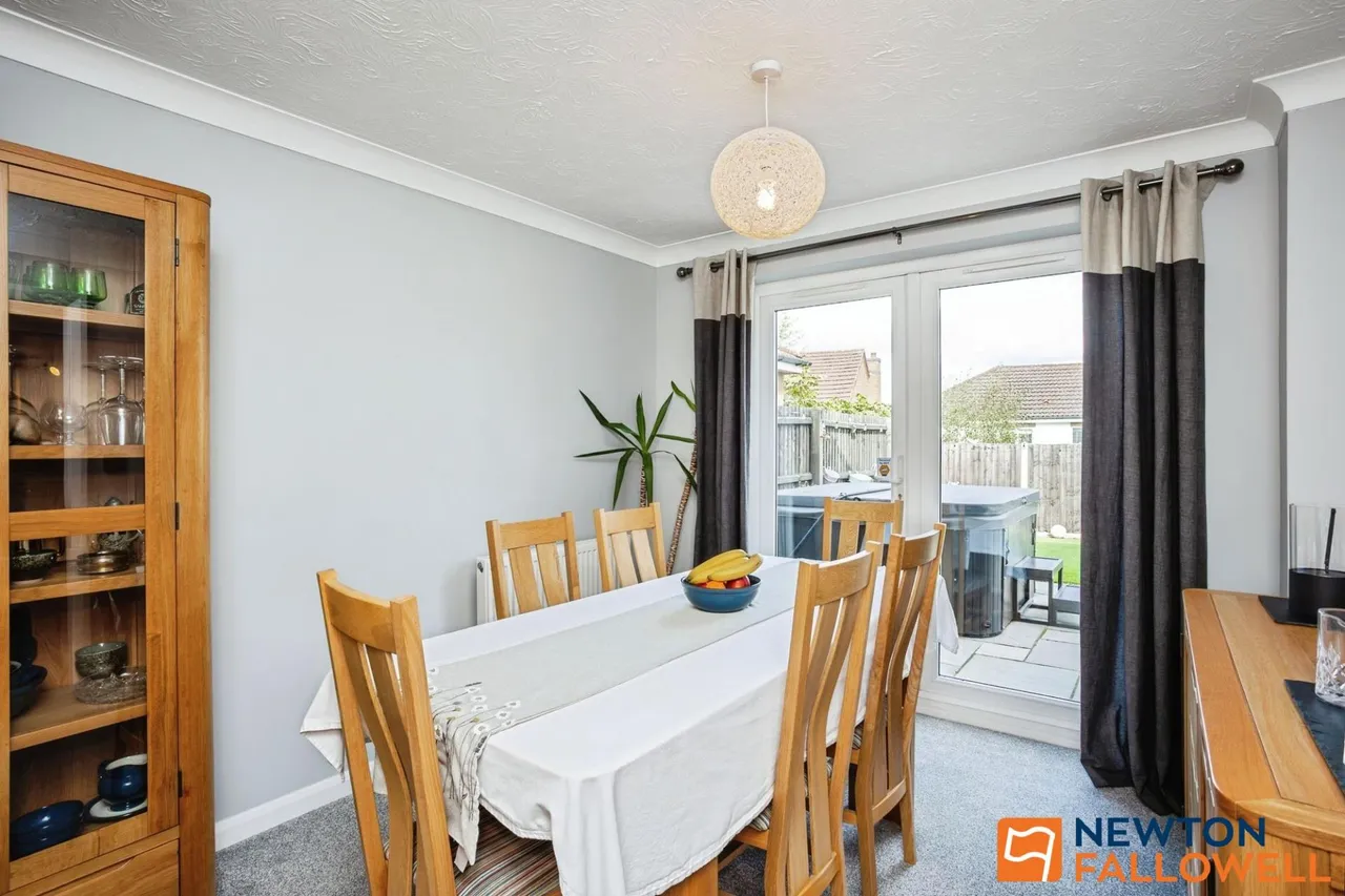 Dover Close, Grantham, NG31, photo 9