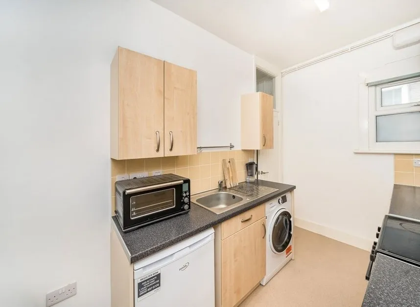Goldsmith Avenue, London, W3, photo 4