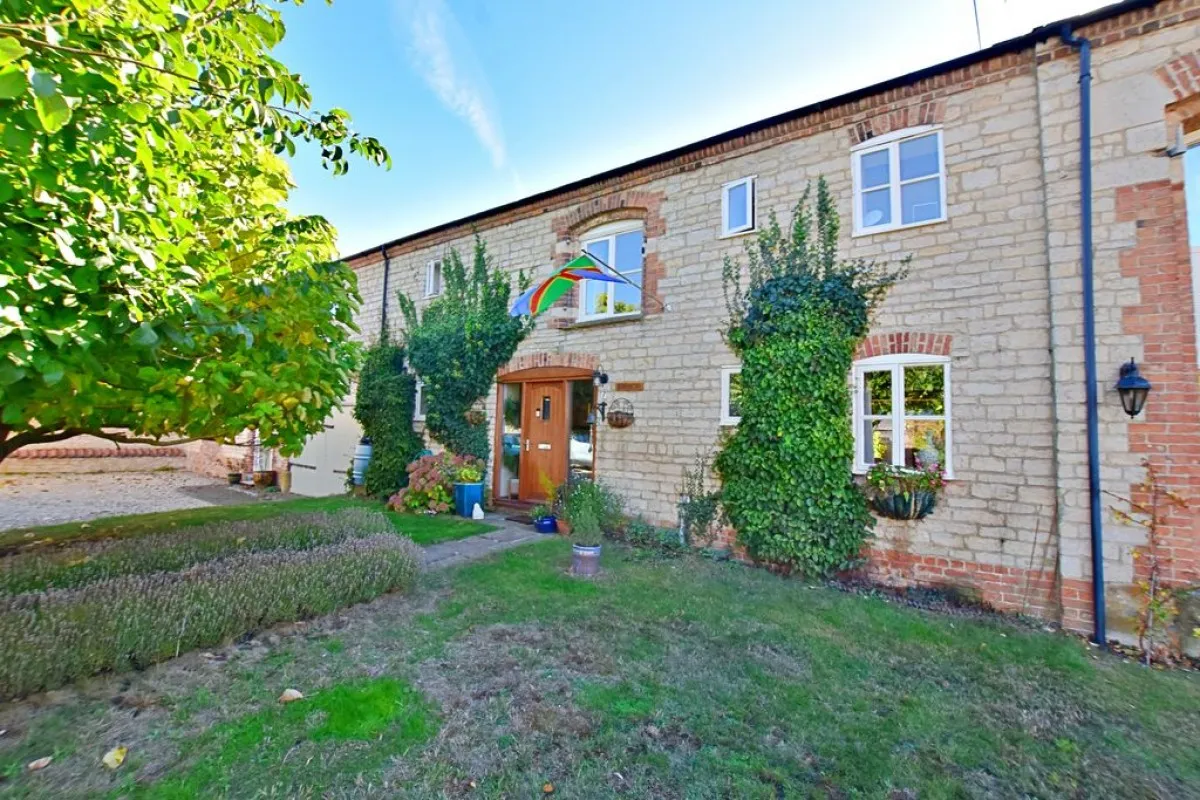 4 bed house for sale, Komebitsu, The Granaries