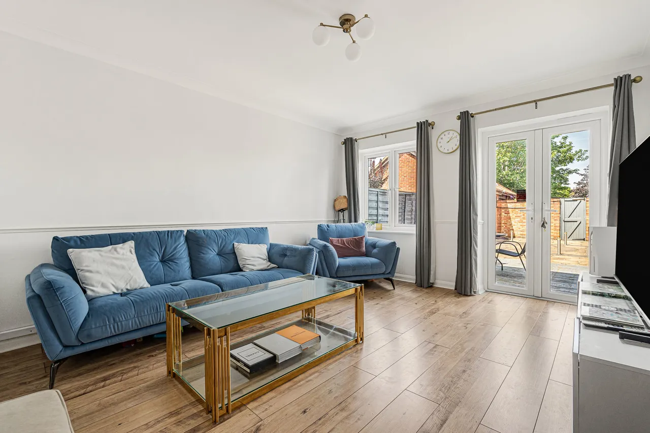 Beechwood Avenue, Sunbury-on-Thames, TW16, photo 3