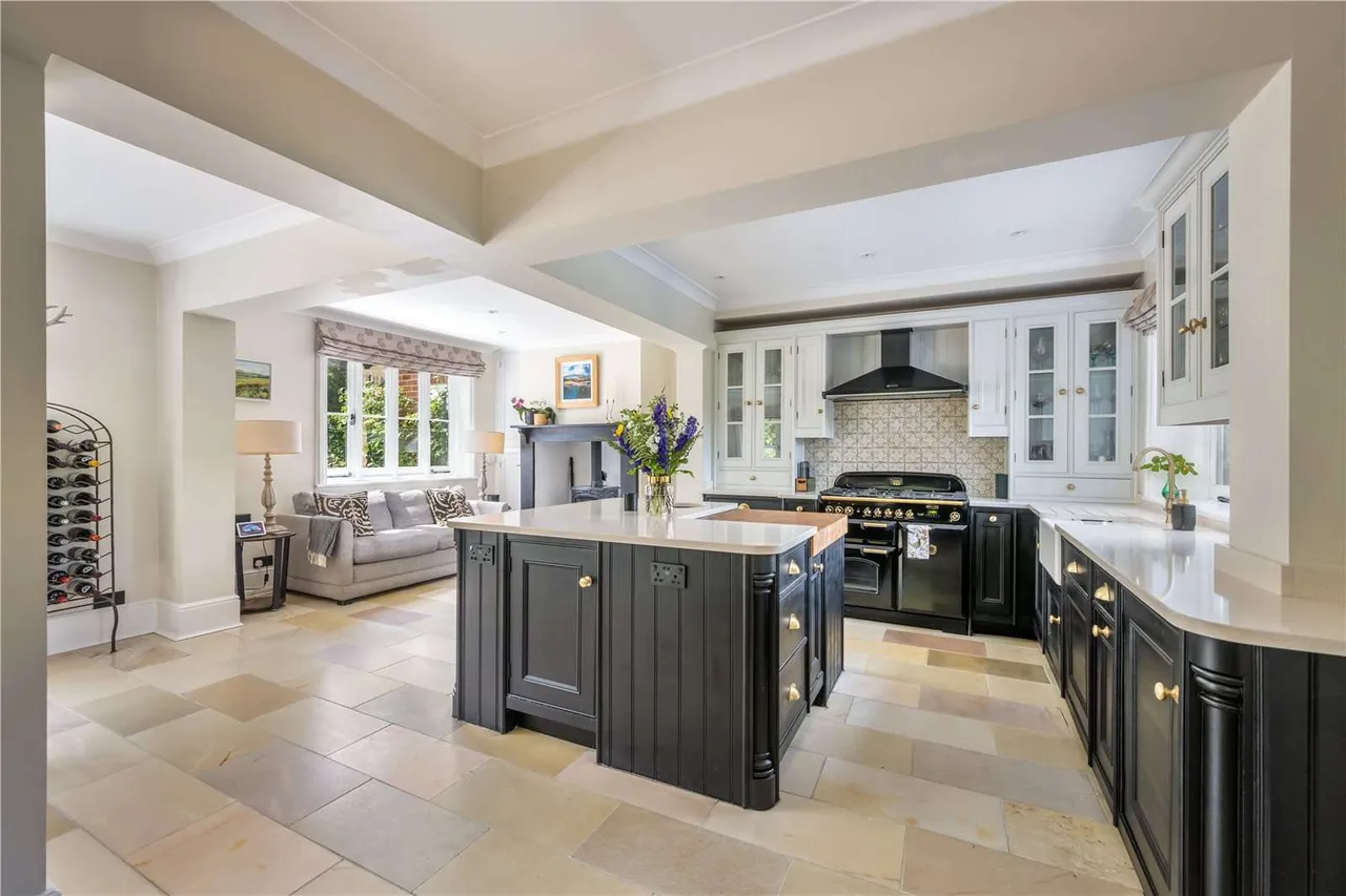 Nyewood, Petersfield, West Sussex, GU31 5HY, photo 6