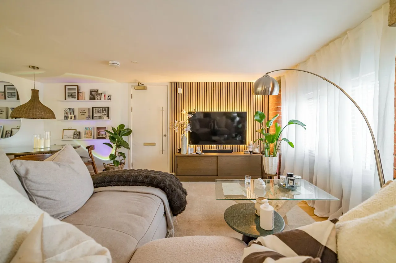 1 bed flat to rent, Elisabeth Gardens, Reddish, SK5