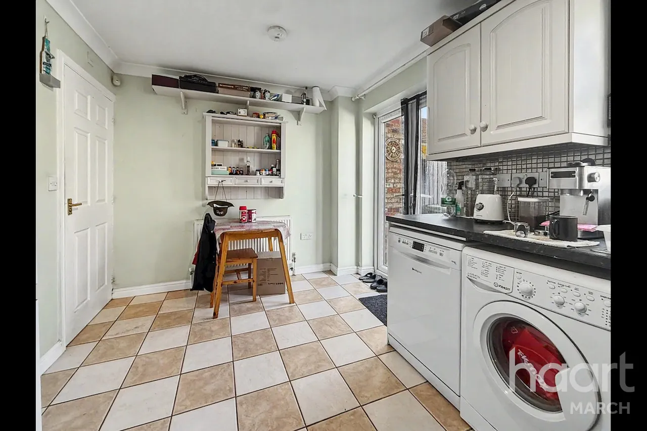 Old Bakery Close, Wimblington, PE15, photo 4
