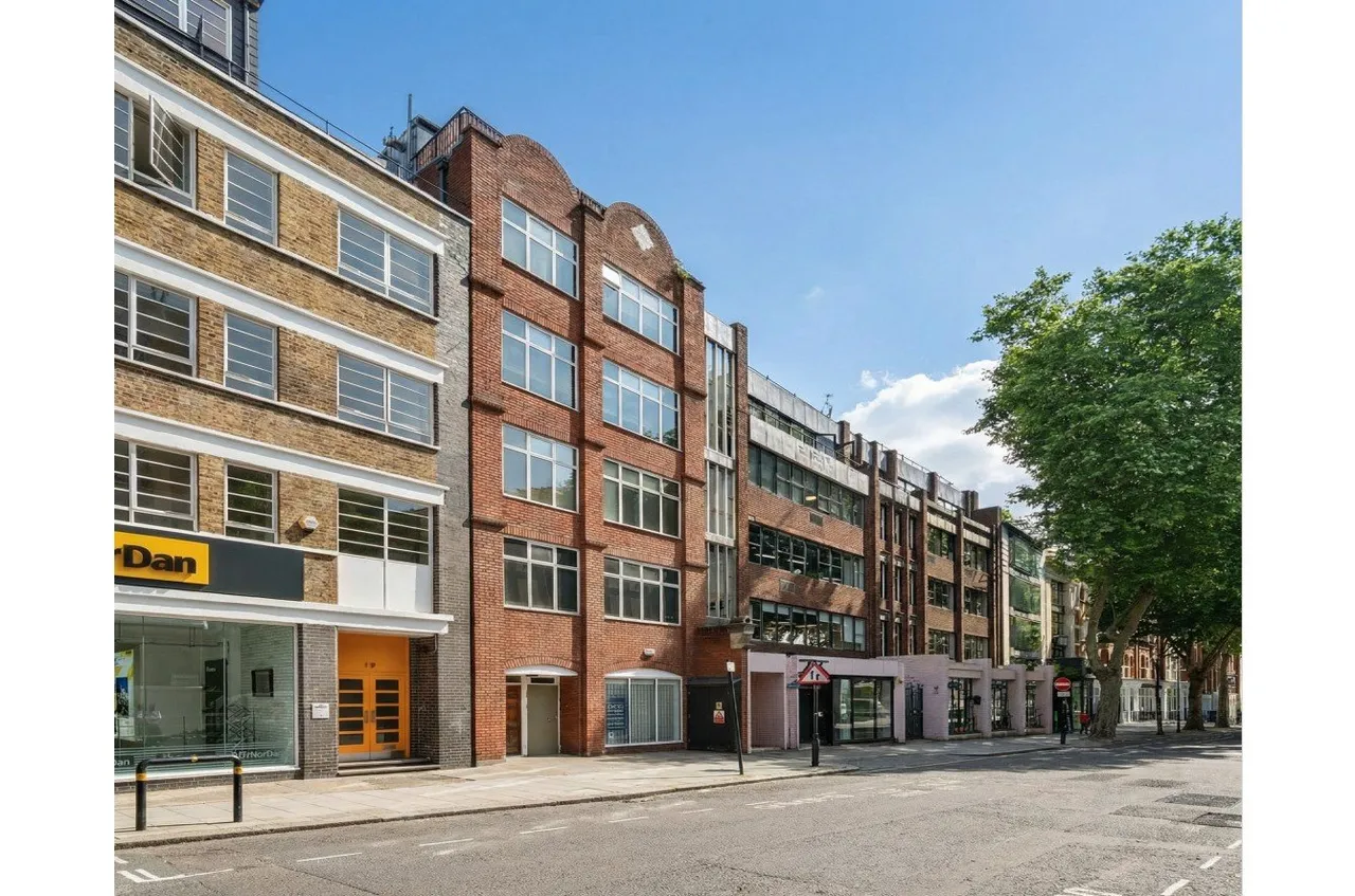 2 bed flat for sale, Clerkenwell Green, Clerkenwell, EC1R