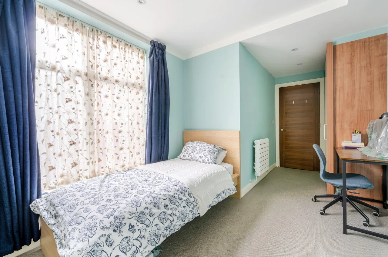 Clerkenwell Green, Clerkenwell, EC1R, photo 5