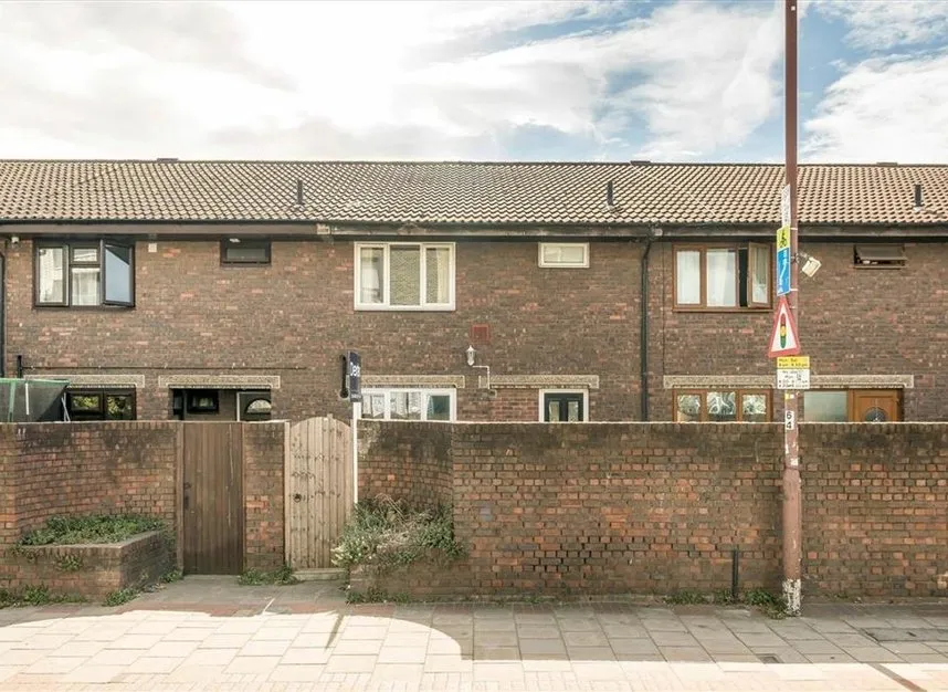 Woolwich Road, Charlton, SE7, photo 8