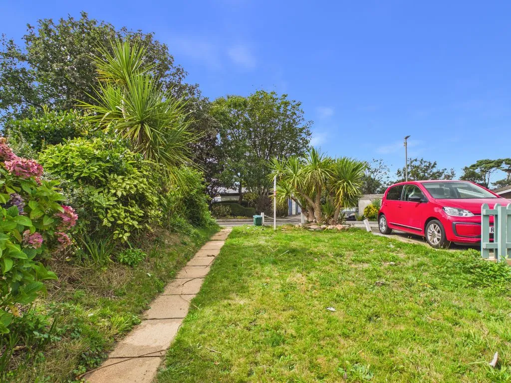 Ellen Close Mount Hawke, Truro, photo 11