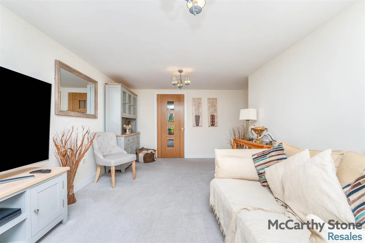 Springfield Close, Stratford-Upon-Avon, CV37, photo 5