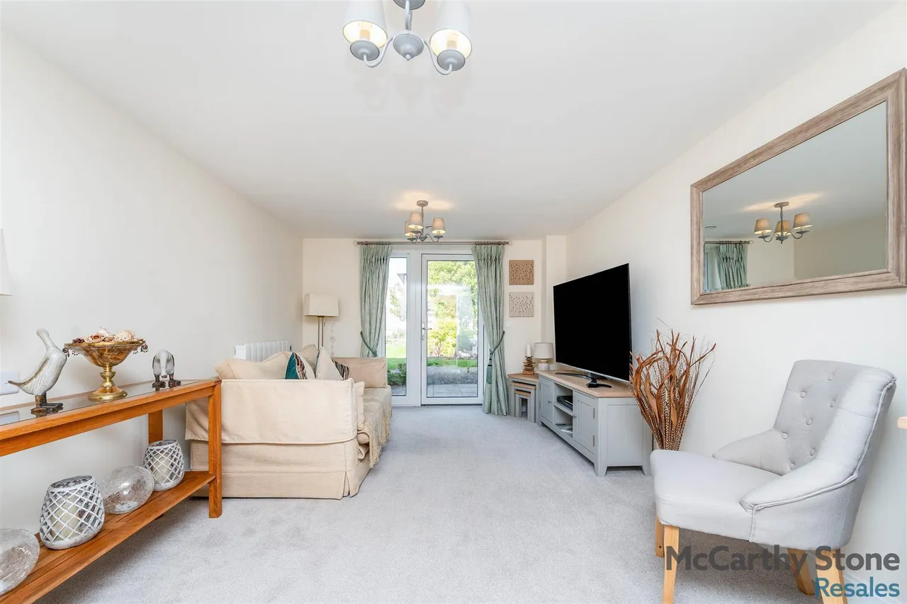 Springfield Close, Stratford-Upon-Avon, CV37, photo 4