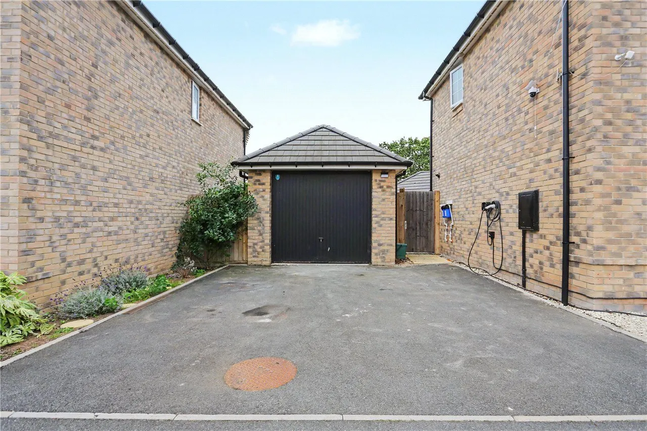Elham Road, Rackheath, NR13, photo 19