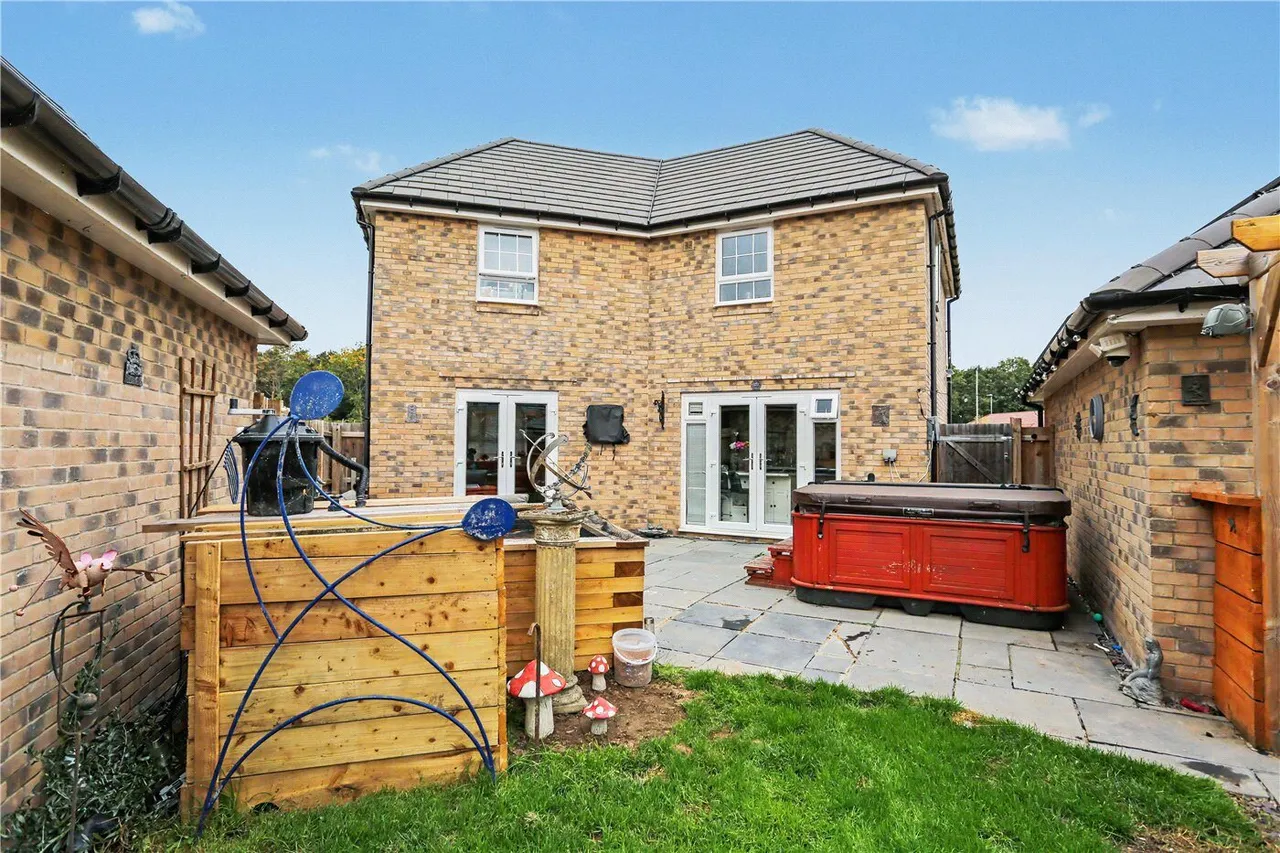 Elham Road, Rackheath, NR13, photo 17