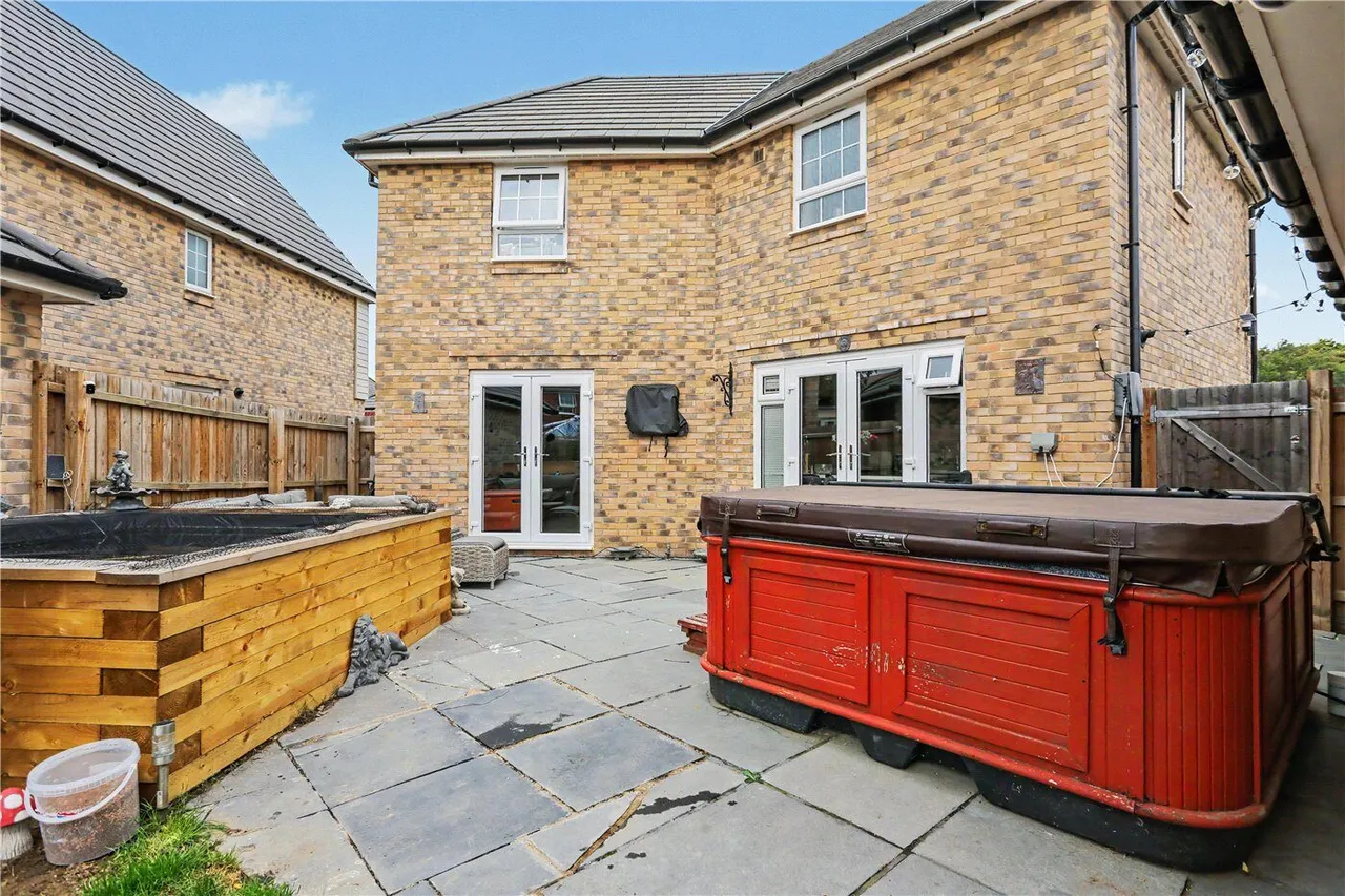 Elham Road, Rackheath, NR13, photo 18