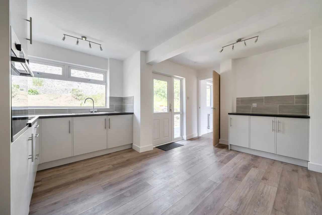 St. Matthews Close, Weston-Super-Mare, BS23, photo 5