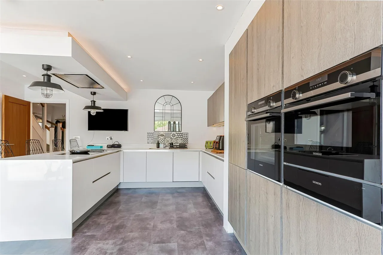 Gravel Hill, Wimborne, BH21, photo 9