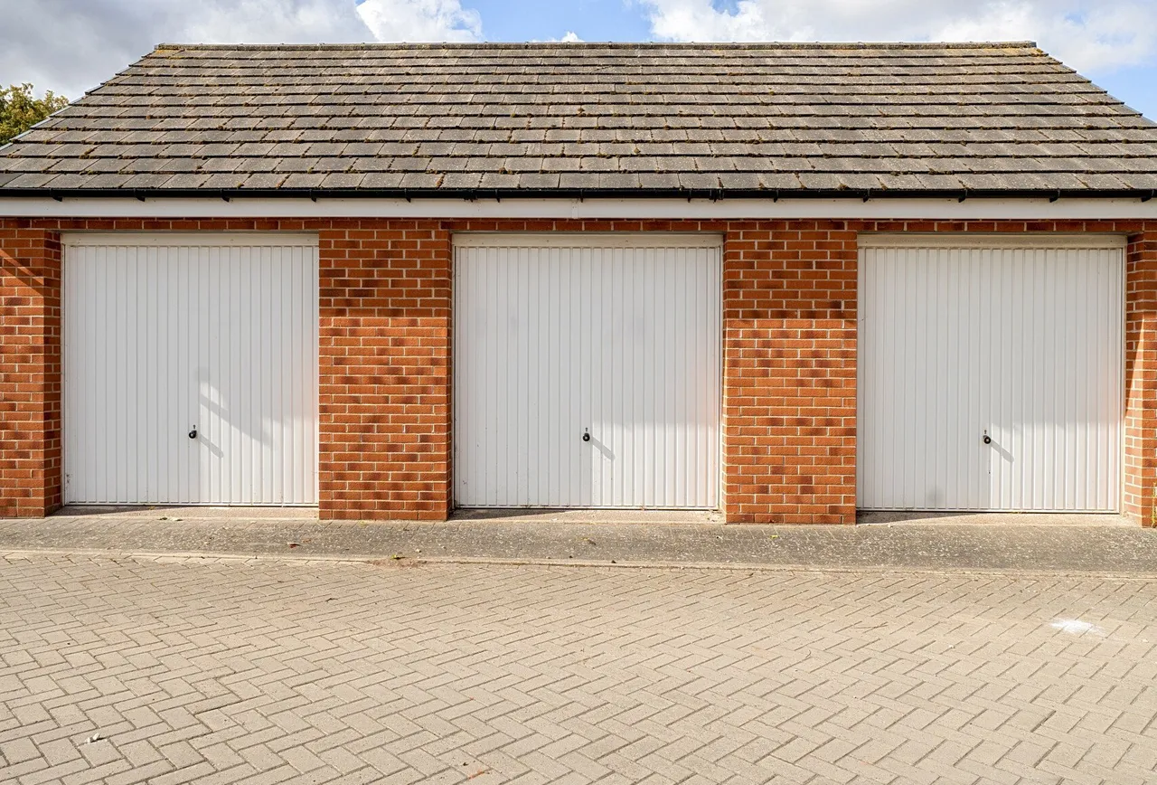 College Drive, Cheltenham, GL51 8NY, photo 12