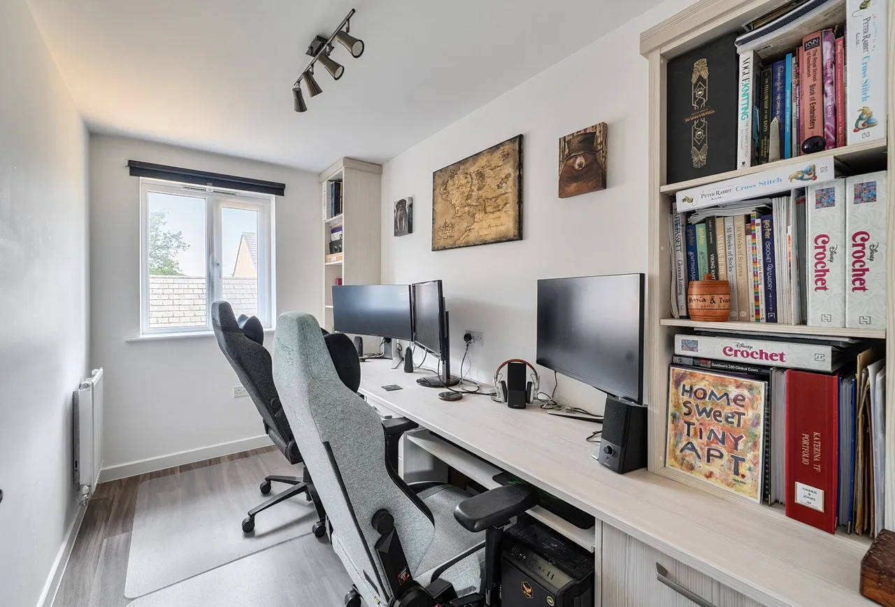 College Drive, Cheltenham, GL51 8NY, photo 7