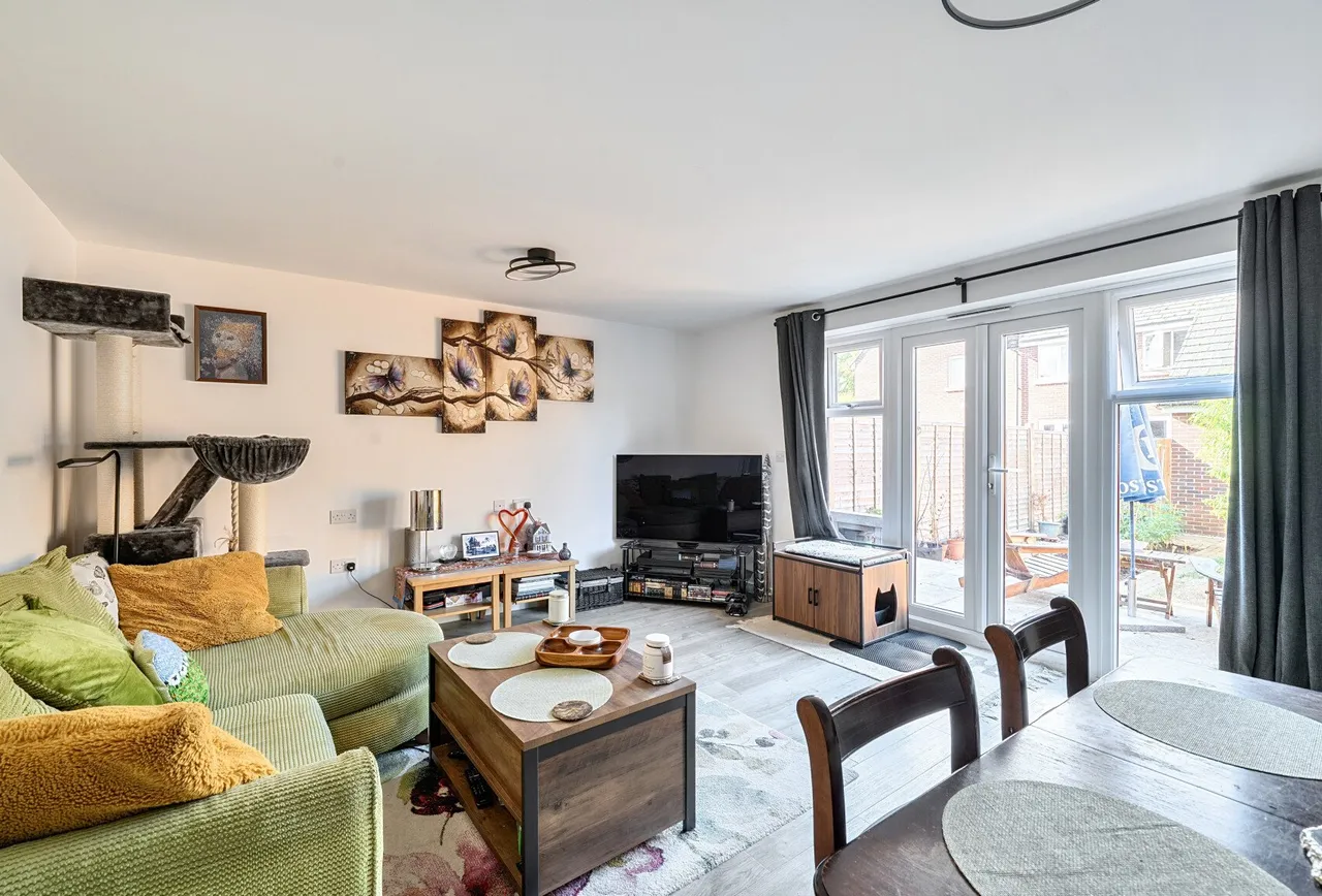 College Drive, Cheltenham, GL51 8NY, photo 4