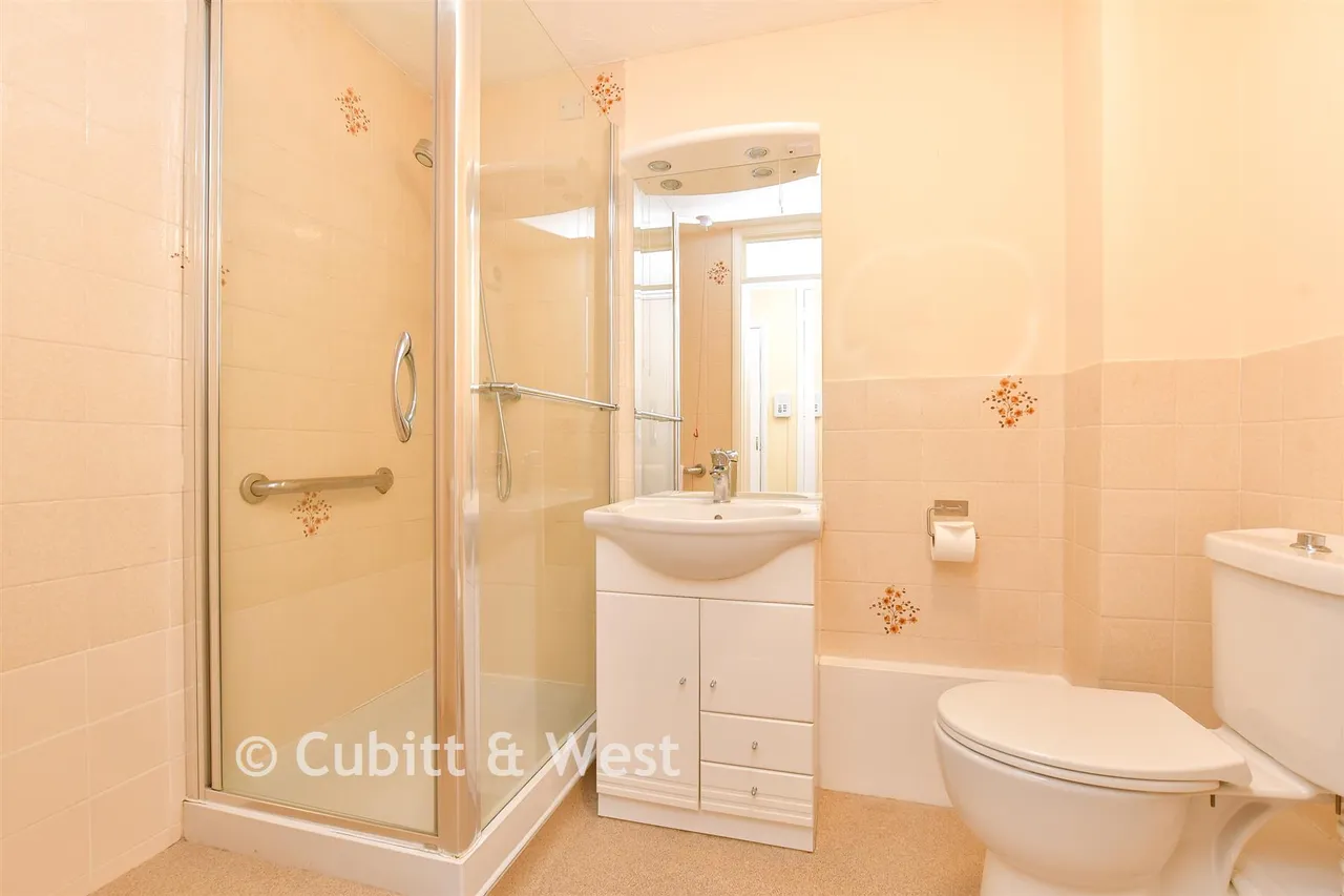 Brighton Road, Purley, CR8, photo 7