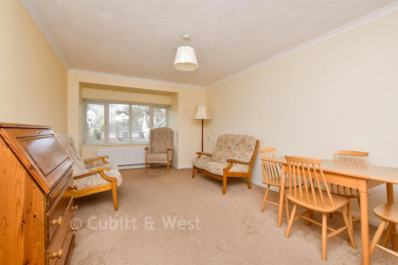 Brighton Road, Purley, CR8, photo 3