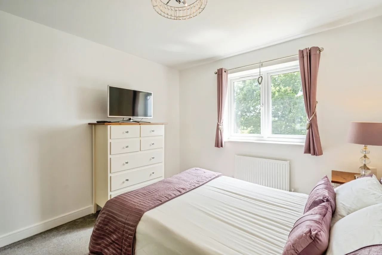 Peckham Chase, Eastergate, PO20, photo 7