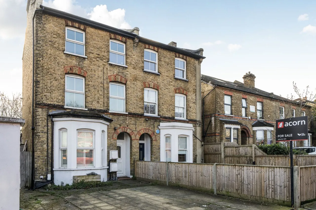 3 bed flat for sale — Croydon Road, SE20