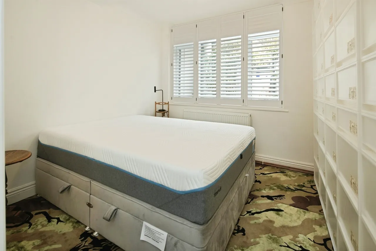 Crescent Place, Brighton, photo 11