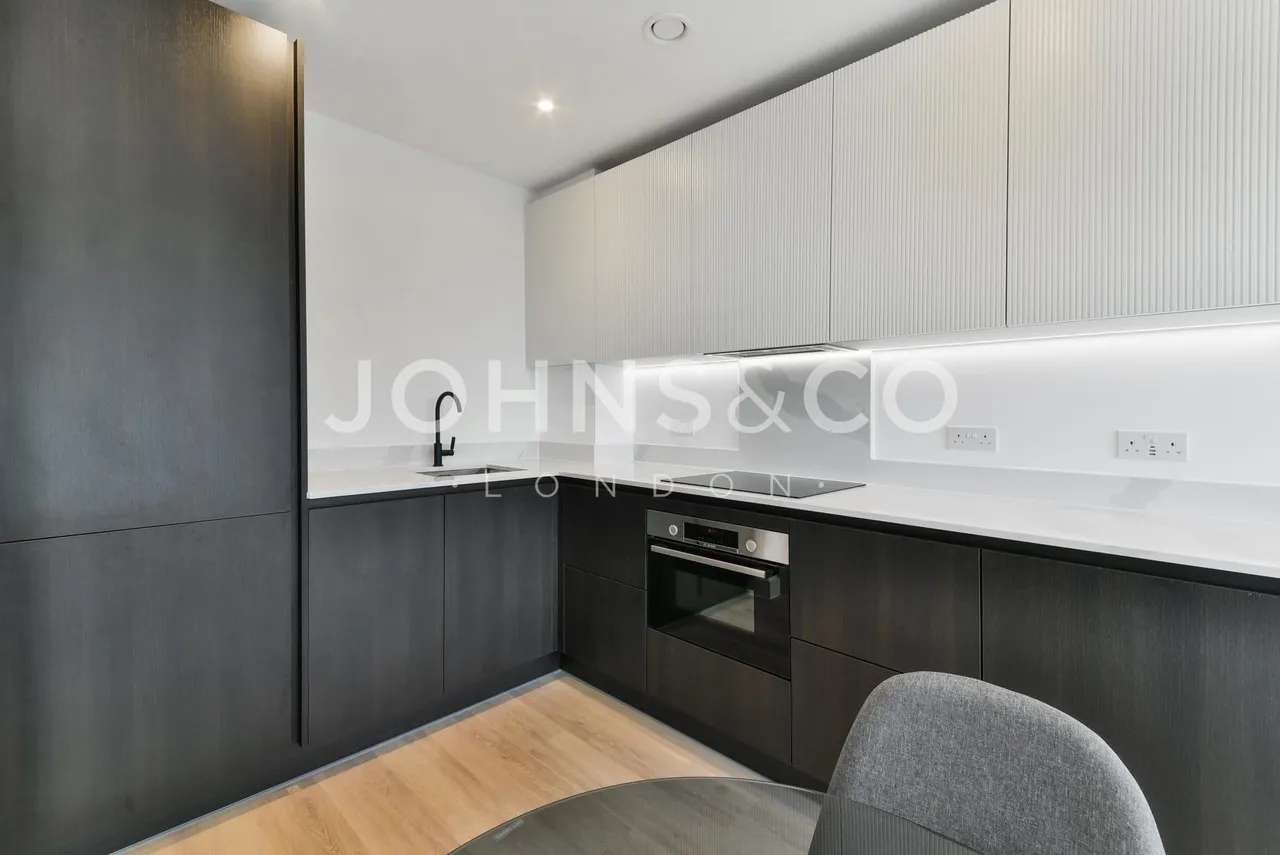 Verdean, Acton, W3, photo 3