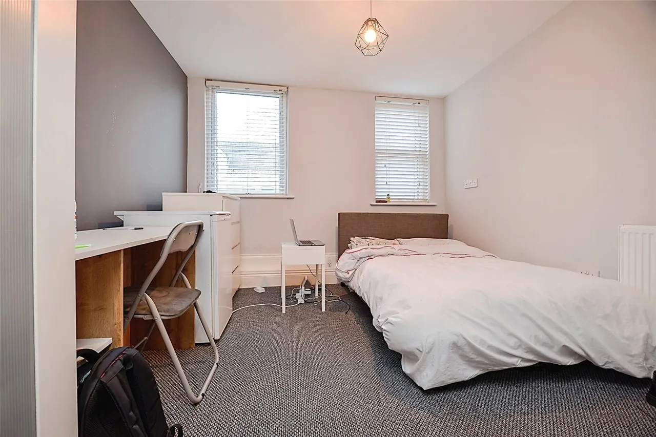 Borough Road, Middlesbrough, North Yorkshire, TS1, photo 13