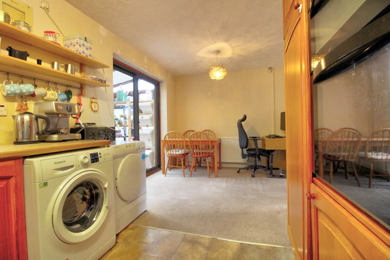 Kier Hardie Drive, Newport, NP19, photo 6