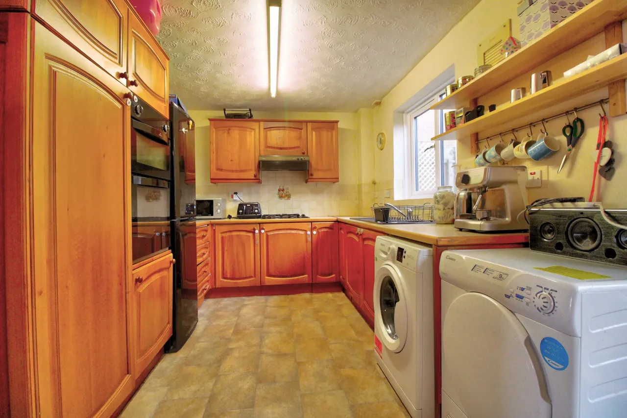 Kier Hardie Drive, Newport, NP19, photo 8