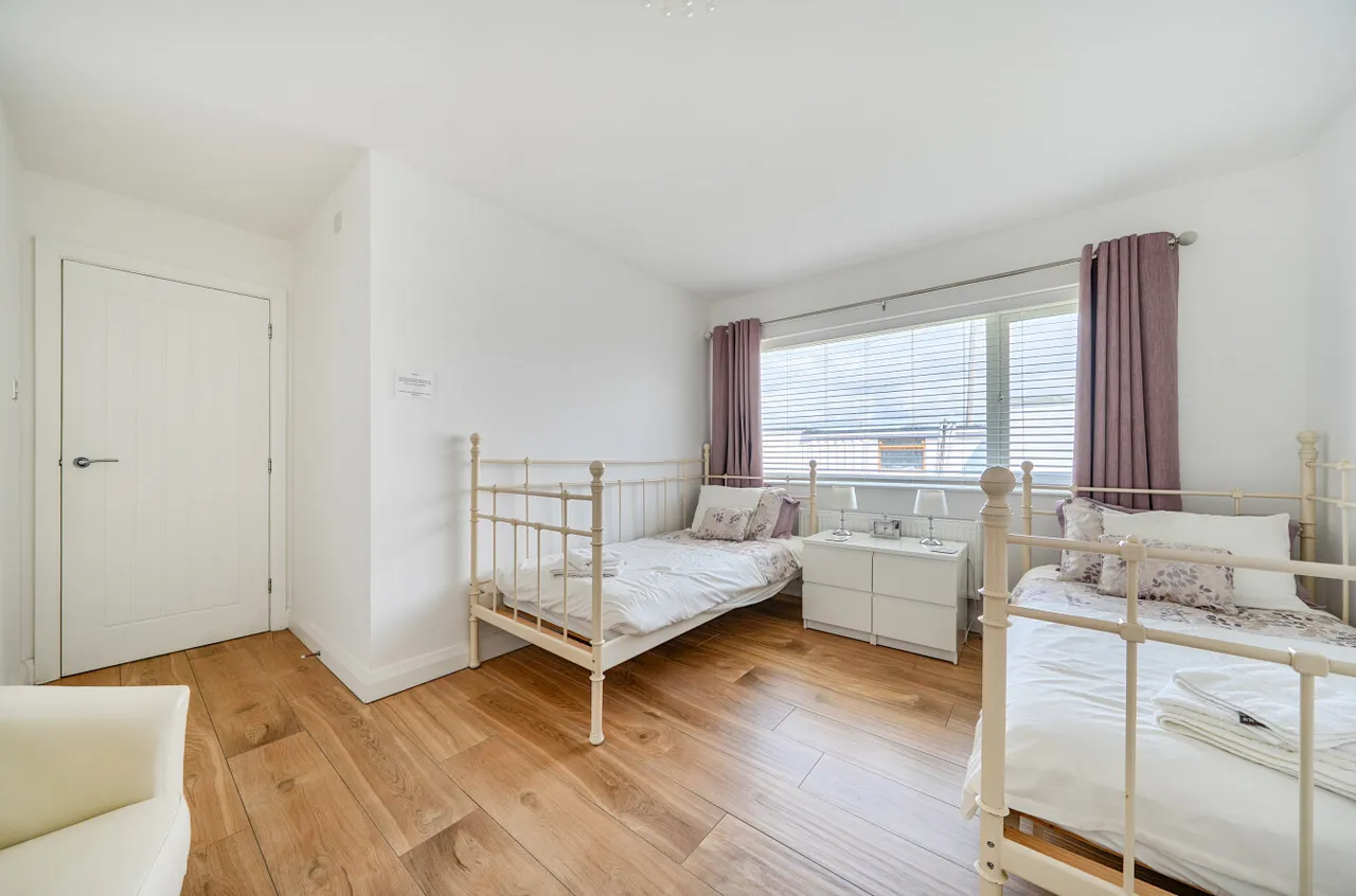 Sandilands Road, Tywyn, photo 15