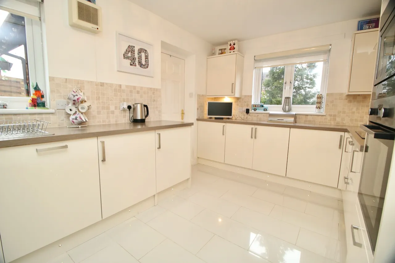 Glen Douglas Drive, Craigmarloch, Cumbernauld, G68 0DW, photo 9