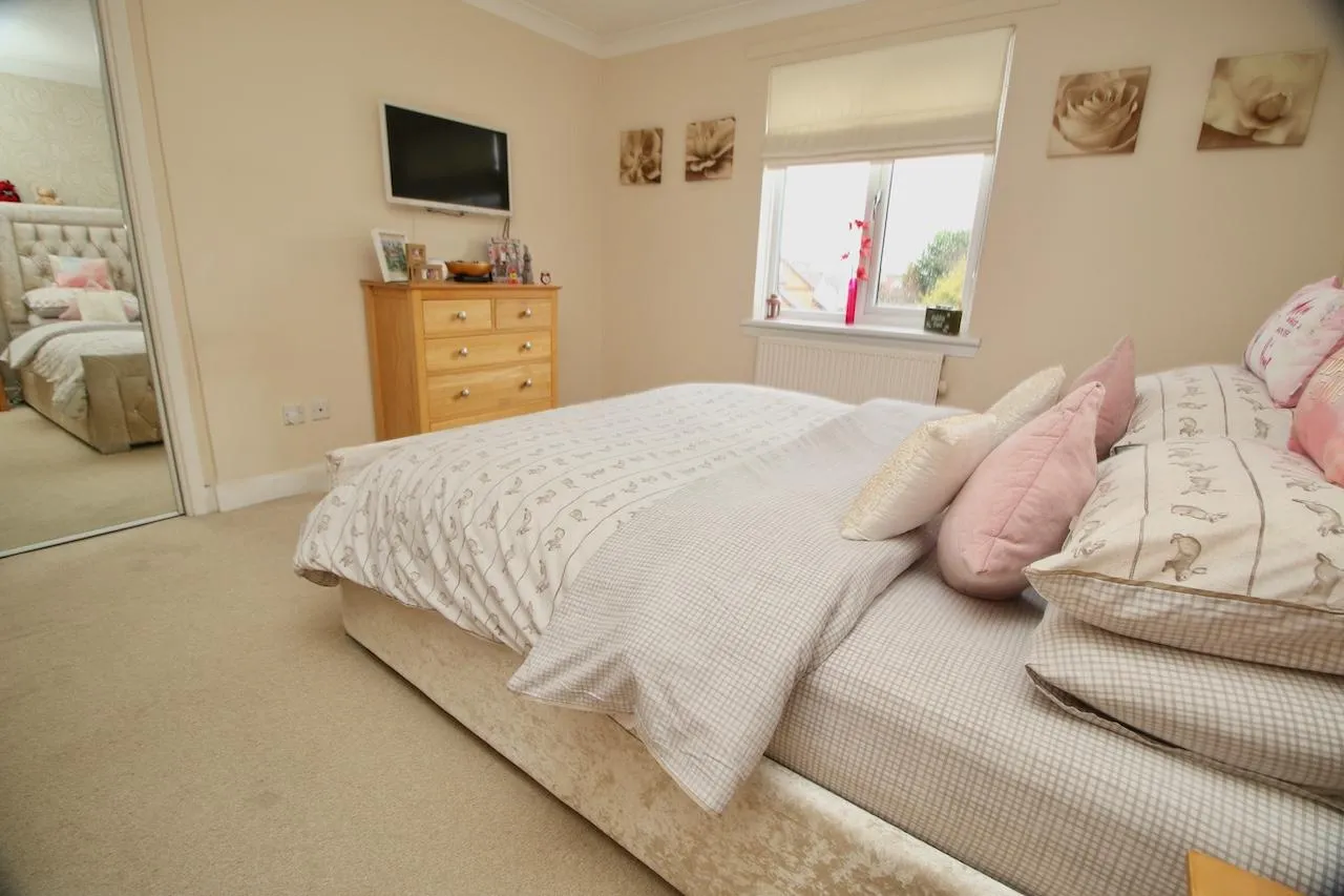 Glen Douglas Drive, Craigmarloch, Cumbernauld, G68 0DW, photo 18