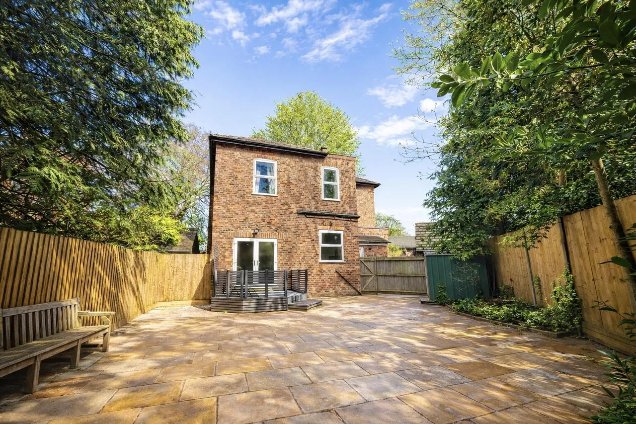 Doveston Road, Sale, M33, photo 17