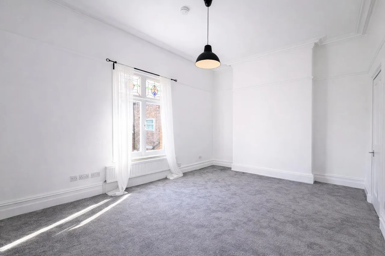 Doveston Road, Sale, M33, photo 22