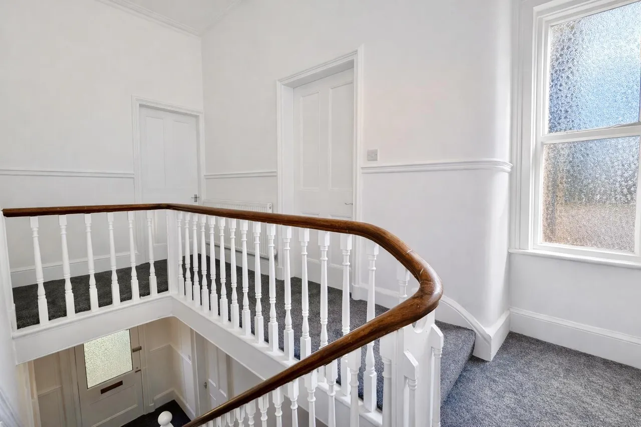 Doveston Road, Sale, M33, photo 19