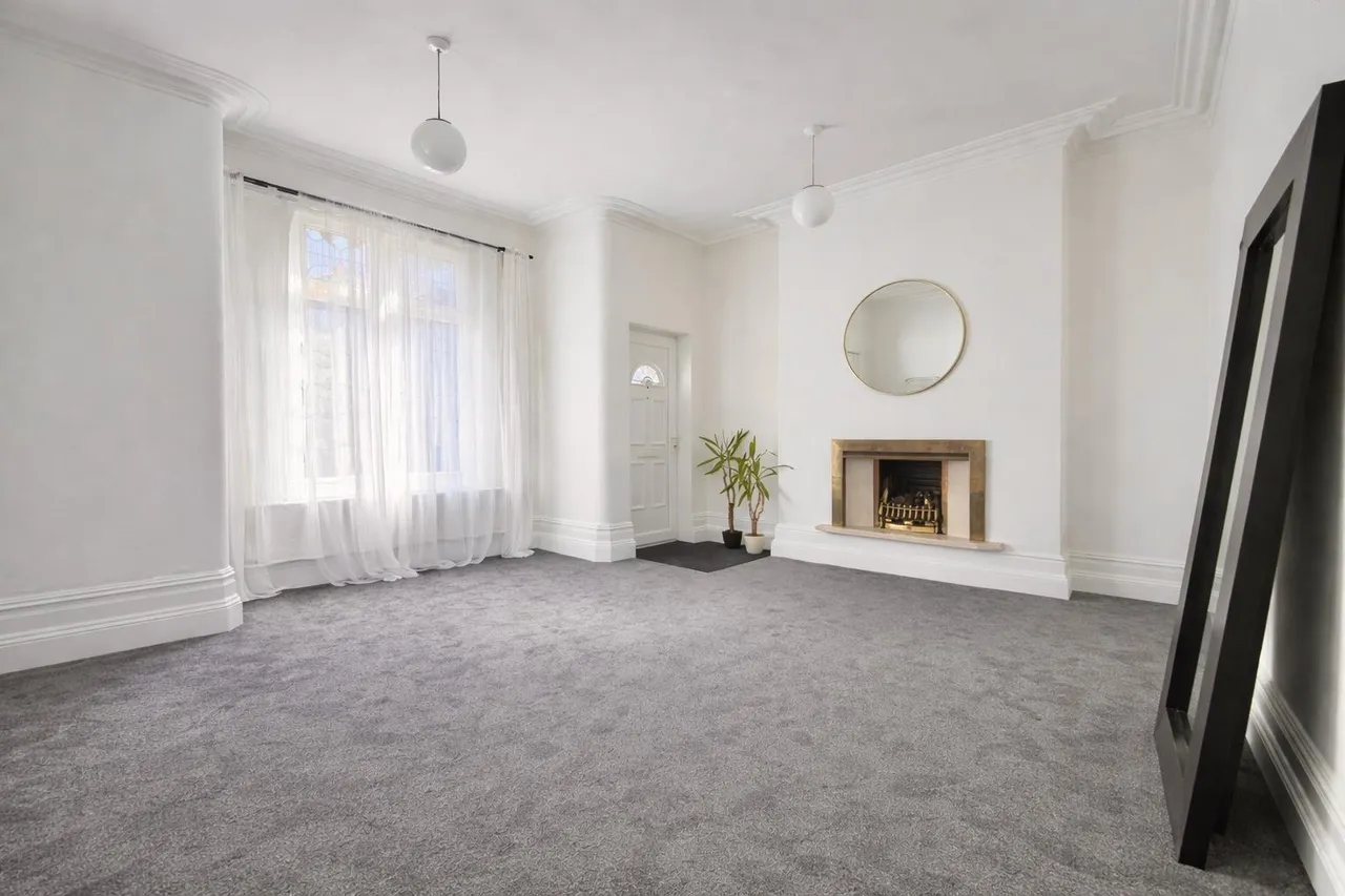 Doveston Road, Sale, M33, photo 5