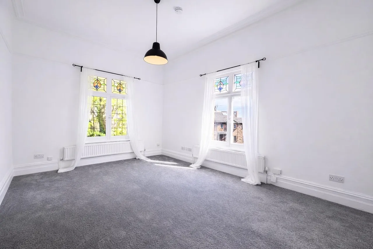 Doveston Road, Sale, M33, photo 23