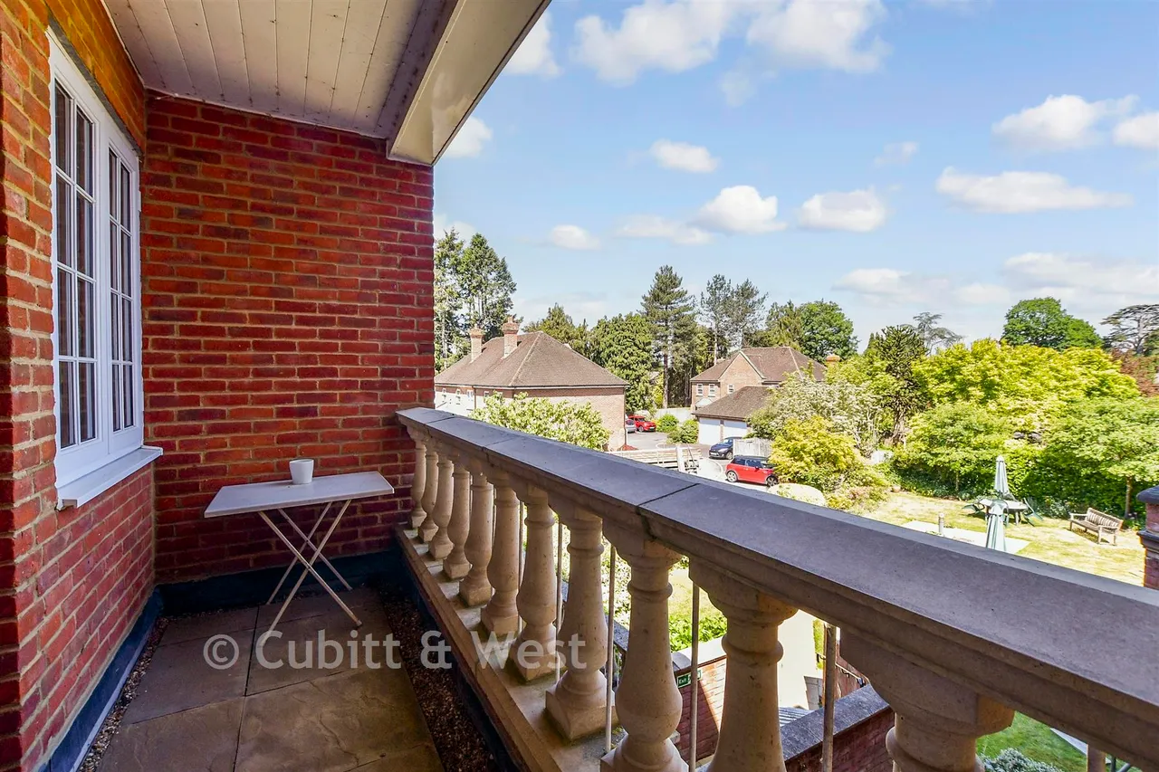 Potters Place, Horsham, RH12, photo 10