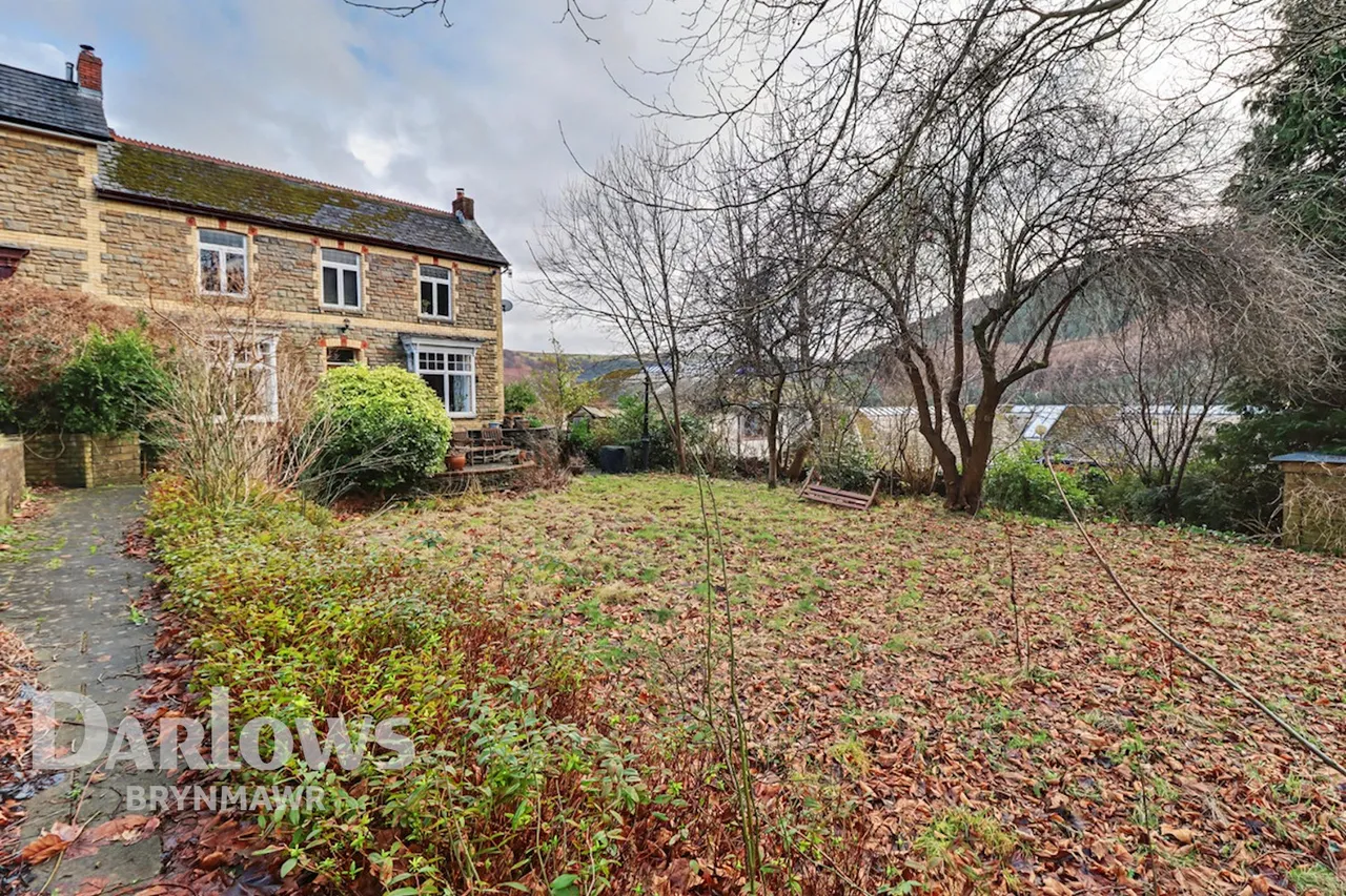 Diamond Jubilee Terrace, Abertillery, photo 21