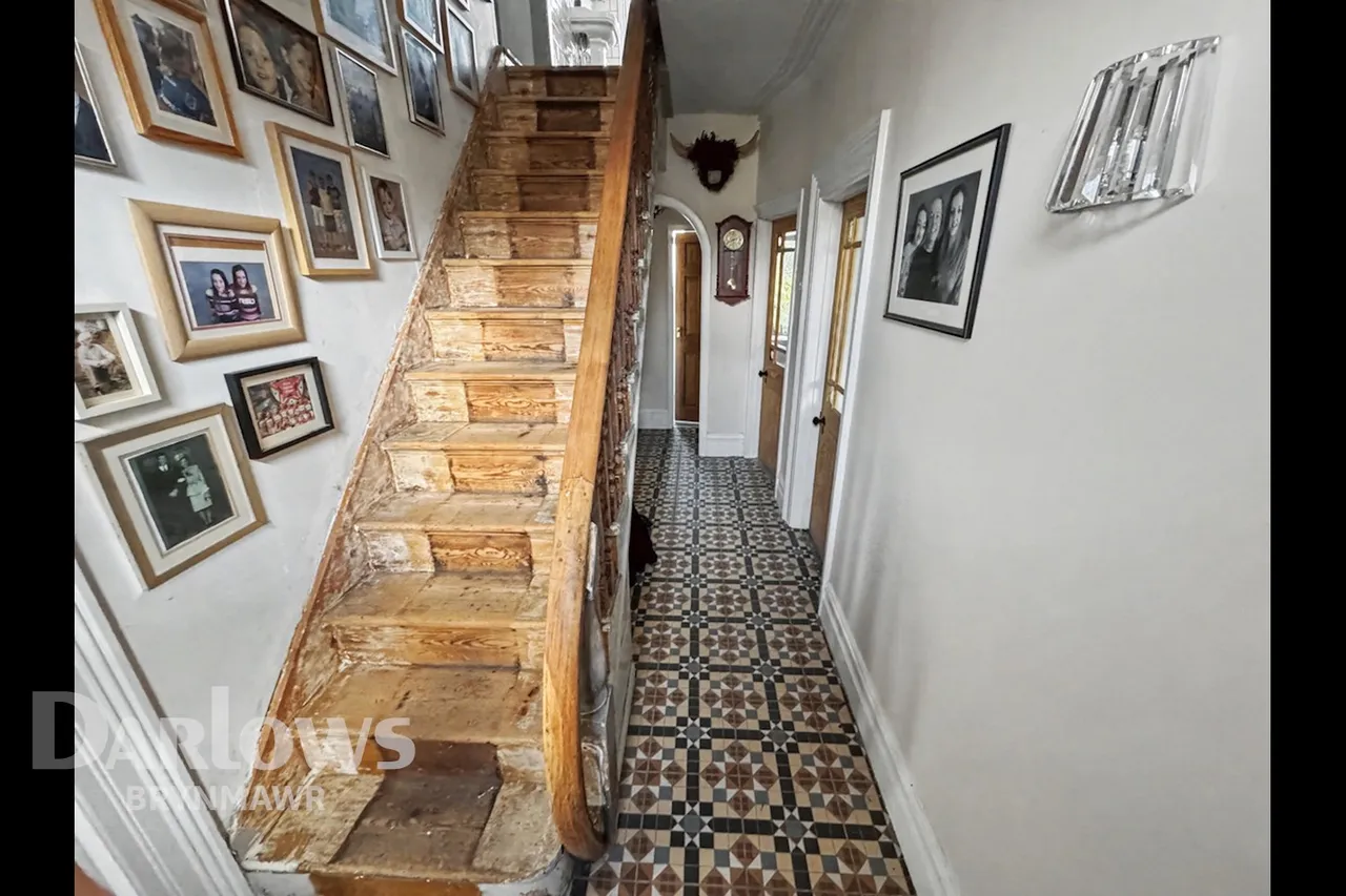 Diamond Jubilee Terrace, Abertillery, photo 5