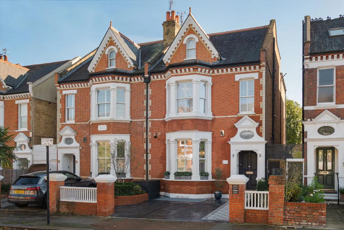 6 bed house for sale, Nicosia Road, Wandsworth, SW18