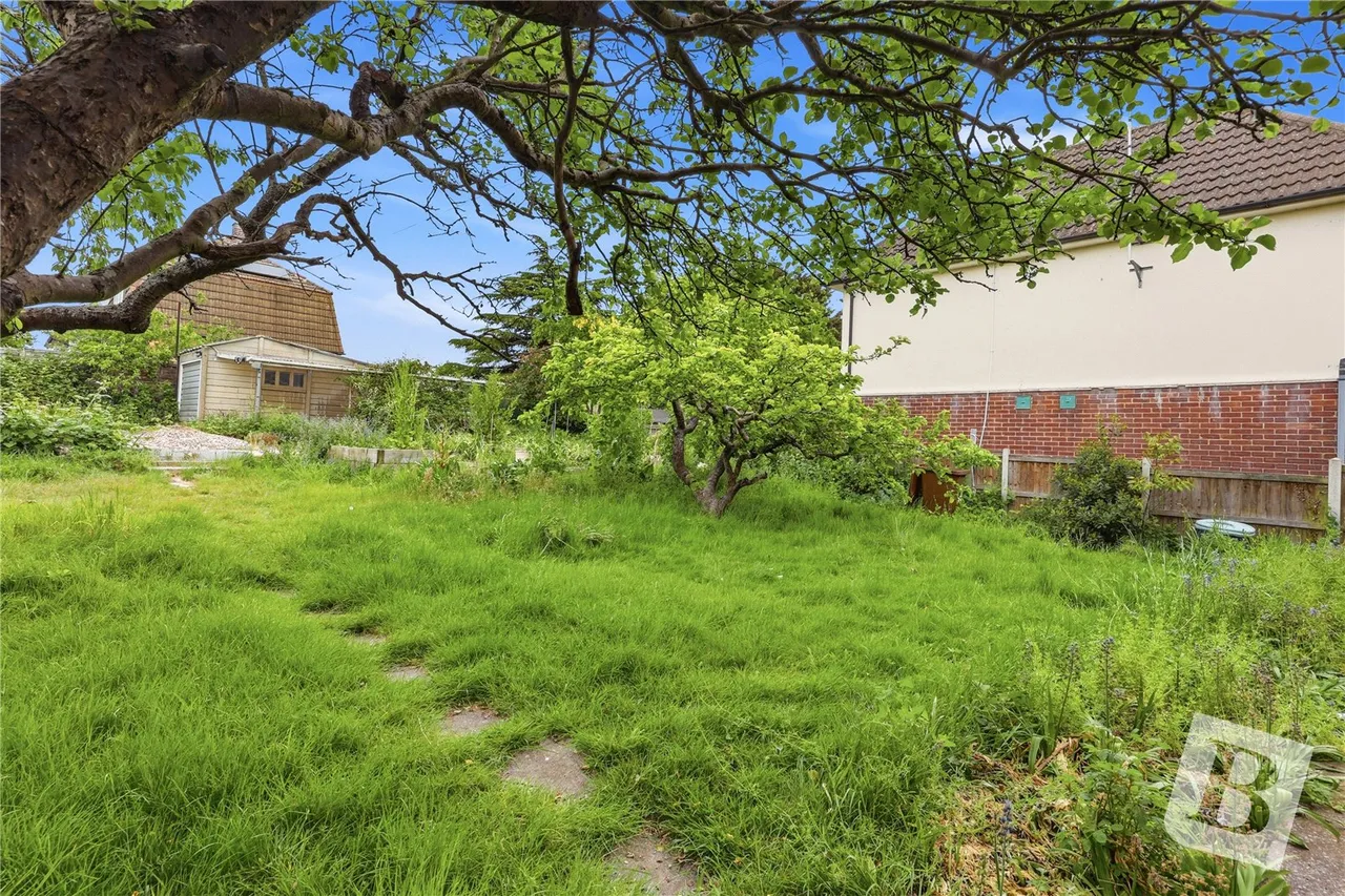 Patching Hall Lane, Chelmsford, CM1, photo 13