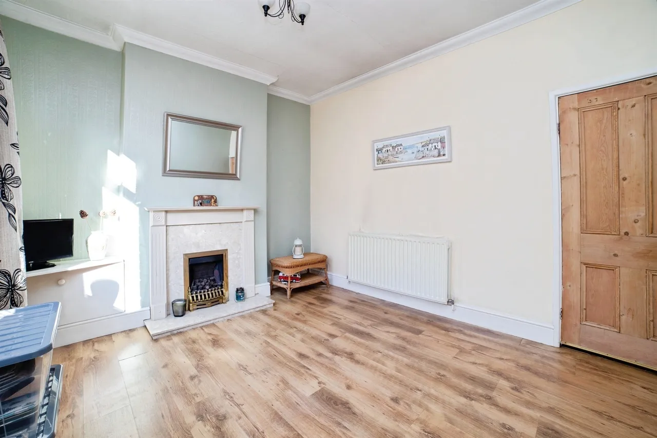 Priory Road, Alfreton, DE55, photo 3
